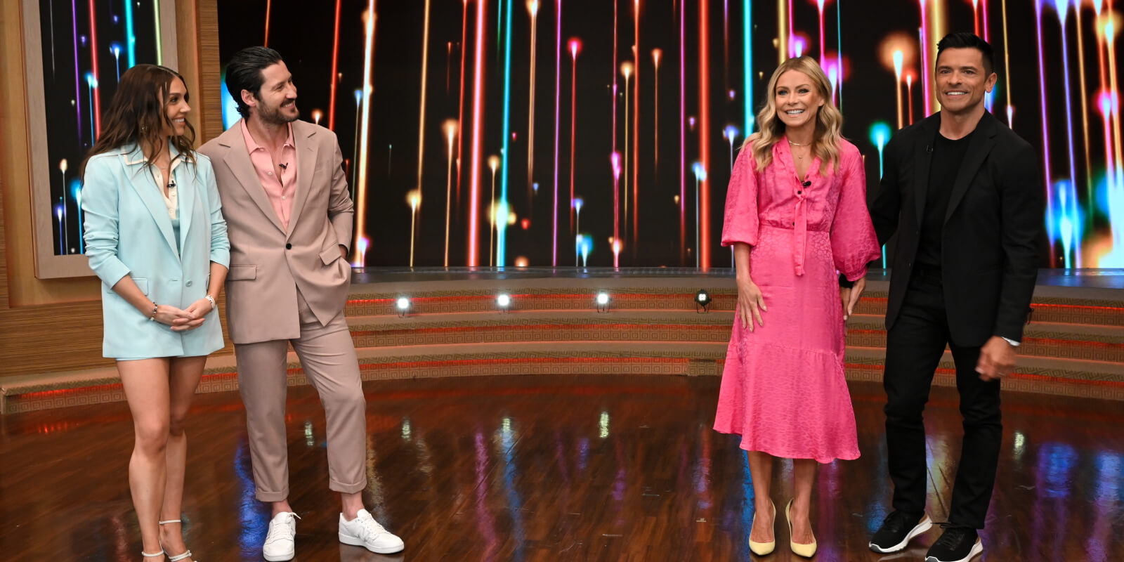 'Dancing with the Stars' Jenna Johnson and Val Chmerkovskiy guested on 'Live' with hosts Kelly Ripa and Mark Consuelos.