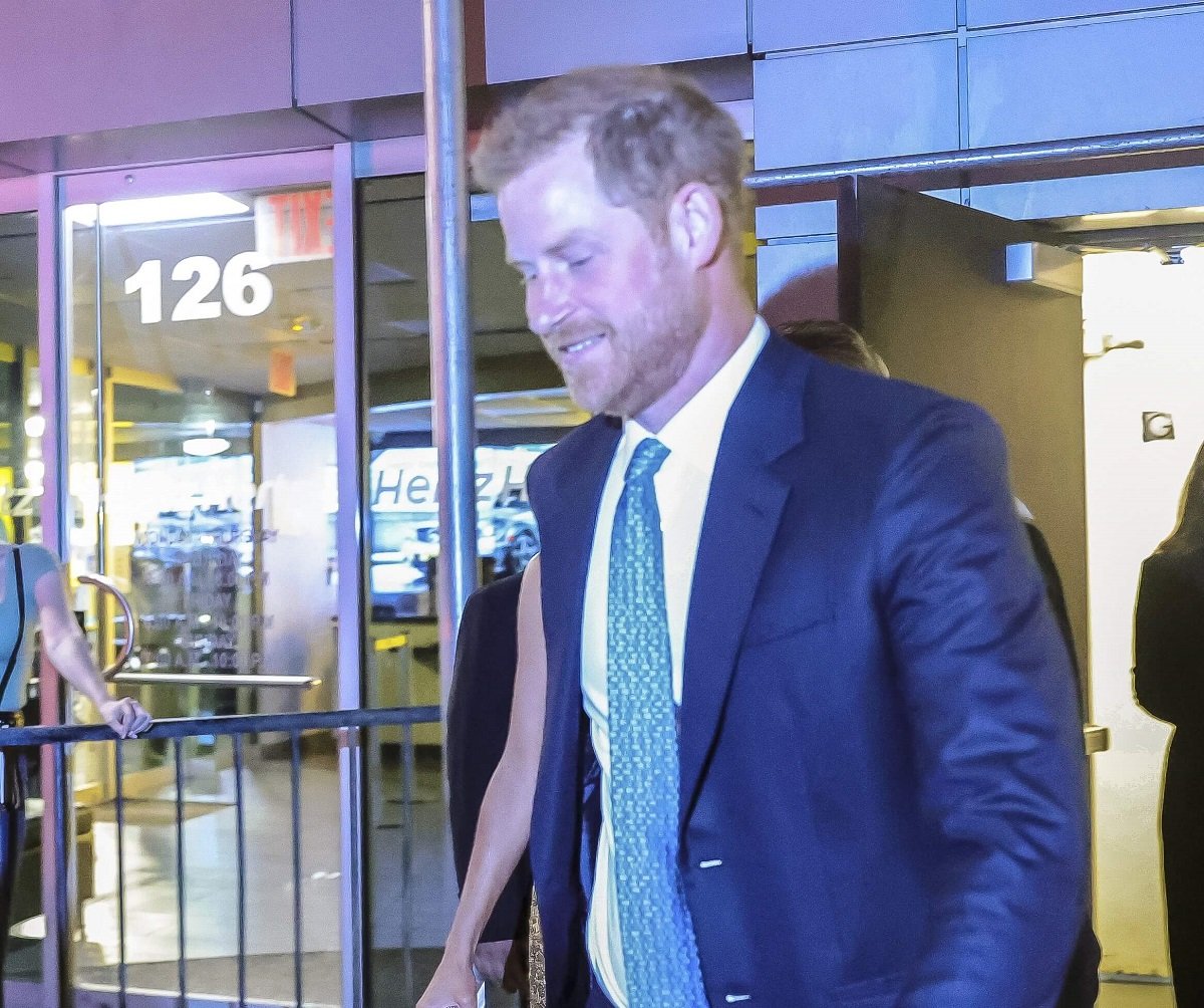 Prince Harry, who a body language expert says is more relaxed since the coronation, attends Ms. Foundation's Woman of Vision Award ceremony