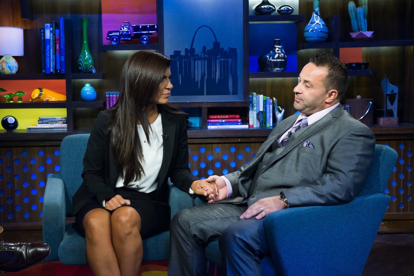 Teresa Giudice, Joe Giudice hold hands on 'WWHL'