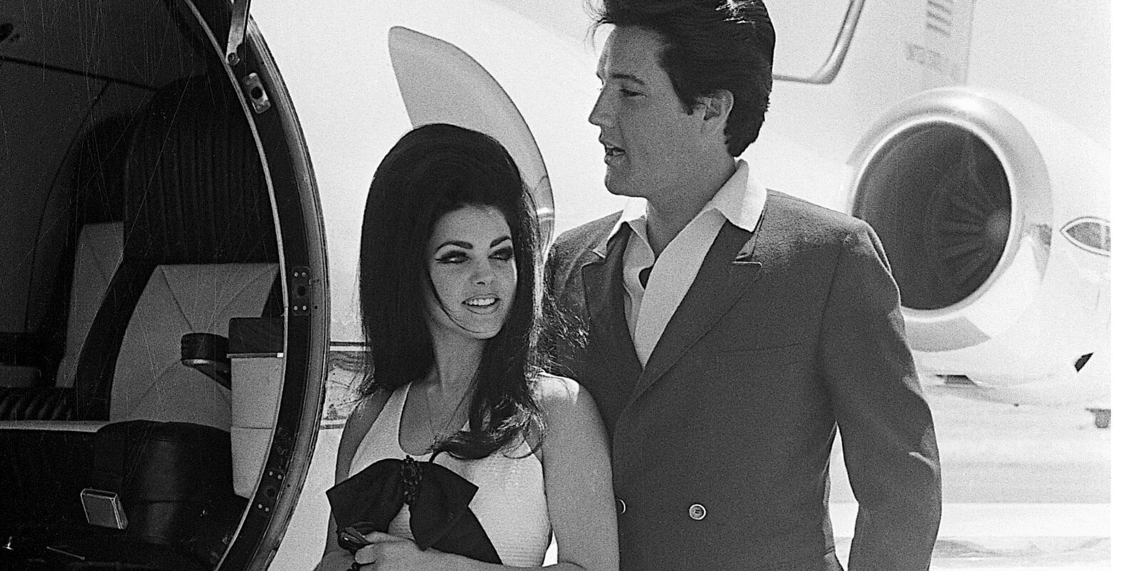 Elvis Presley Wouldn't Be Seen With Priscilla After Giving Her 1 High ...