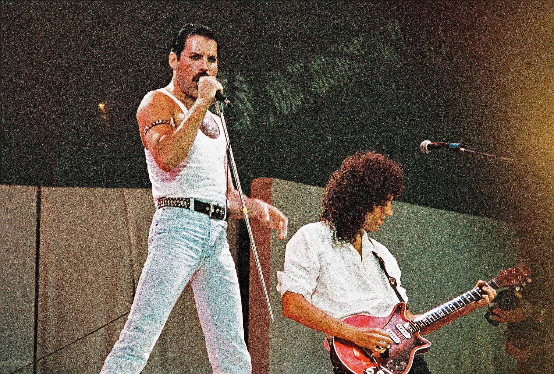 Queen's Brian May Says Iconic Freddie Mercury Moment Was Completely  Improvised