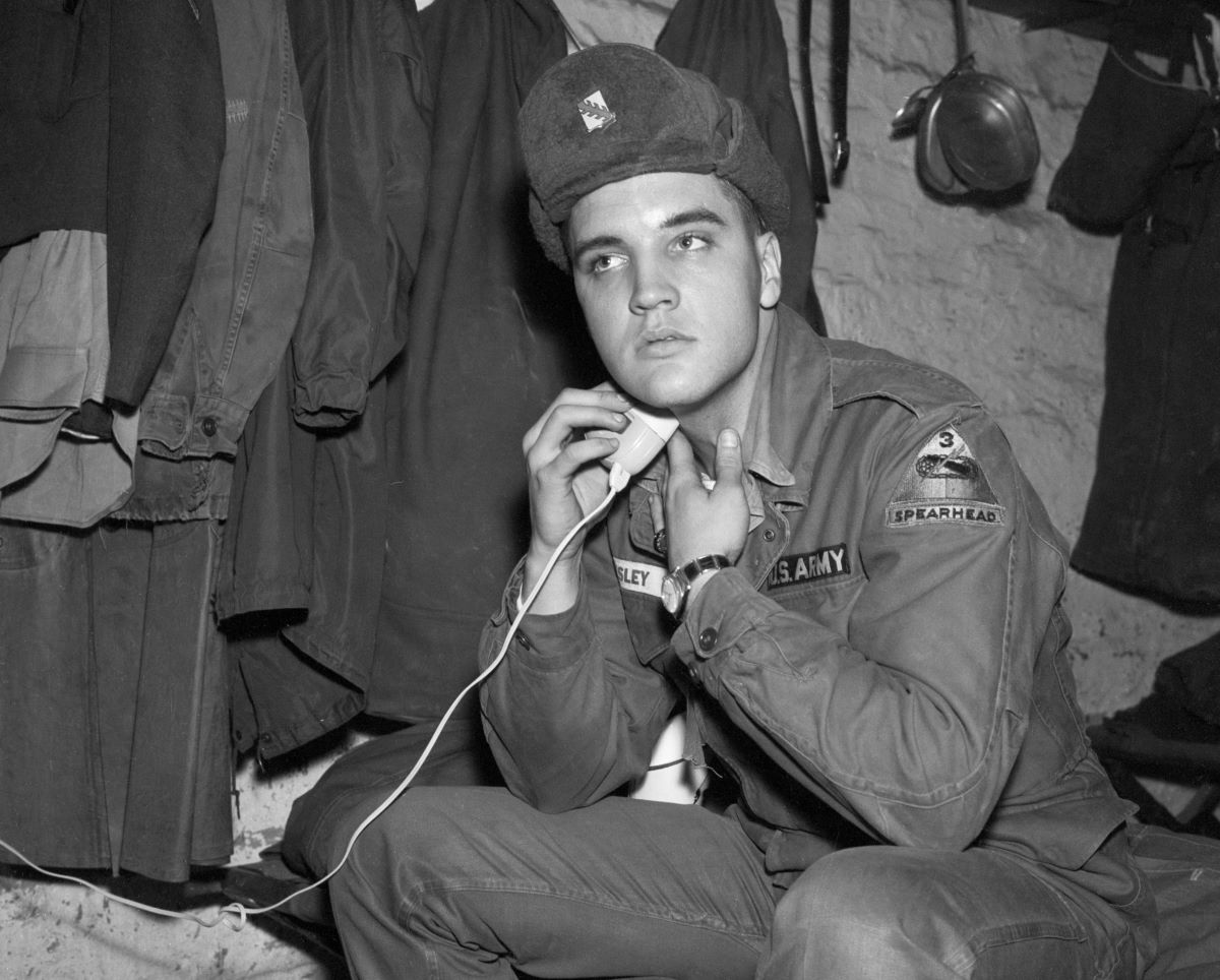 Elvis Presley Army 