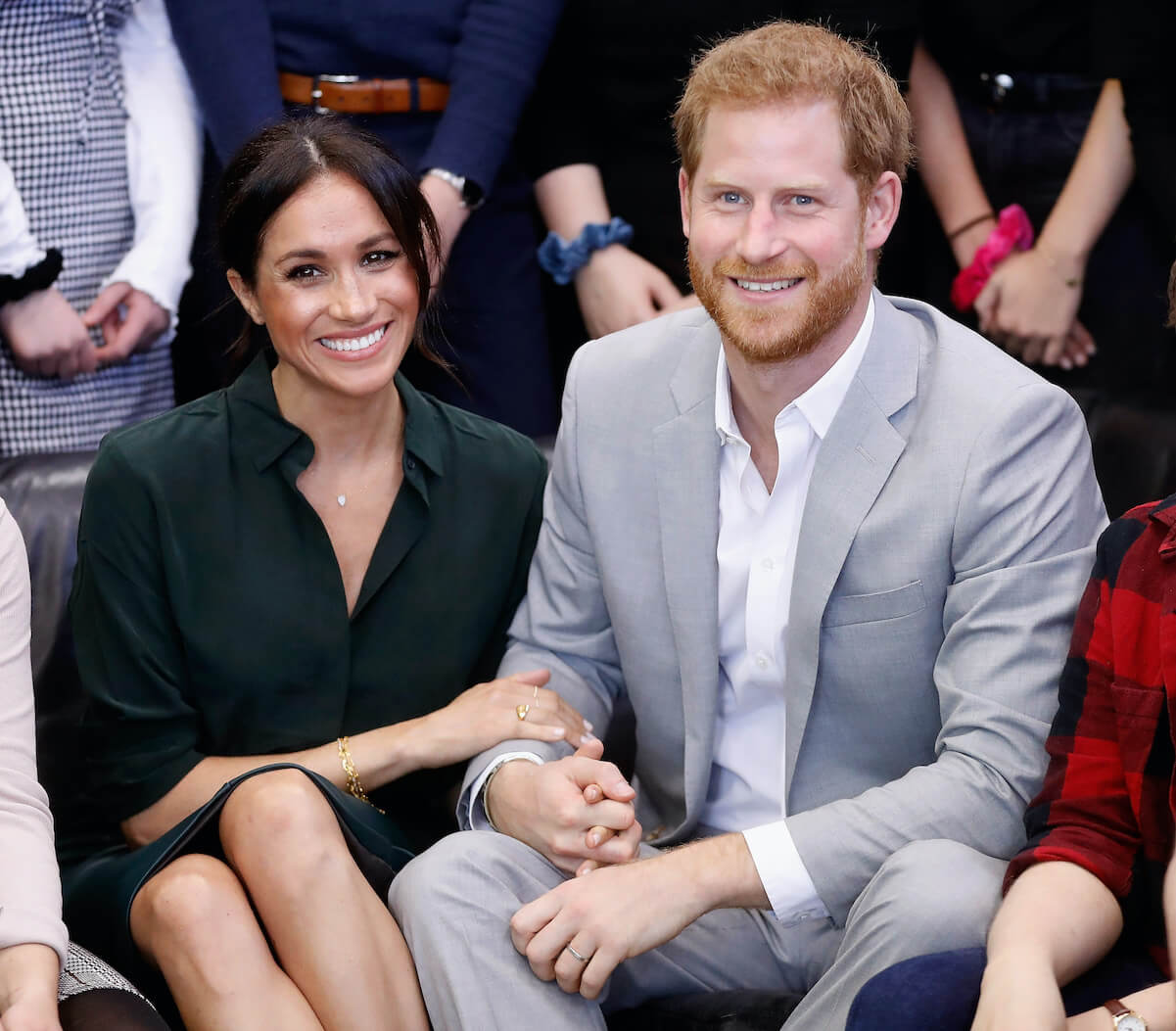 Royal Family Speak Out, Slams Rumors That Prince Harry Is Moving Back ...