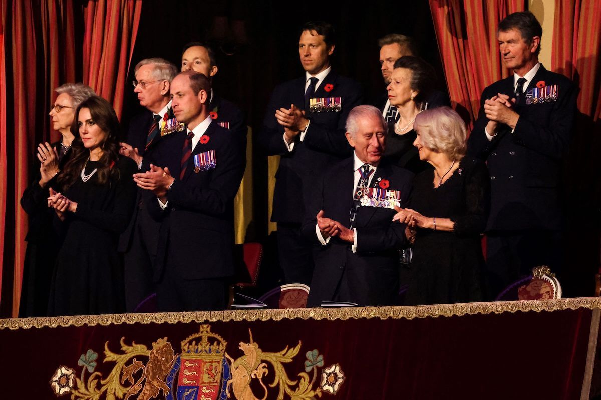 Prince William's the Royal Family's 'Rock' at Remembrance Day Service ...