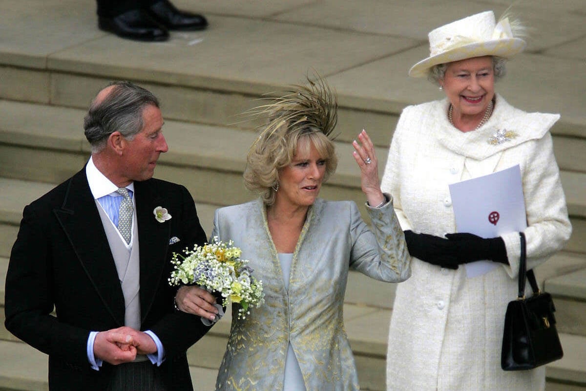 Queen Elizabeth's Surprising 'Olive Branch' to Charles and Camilla on ...