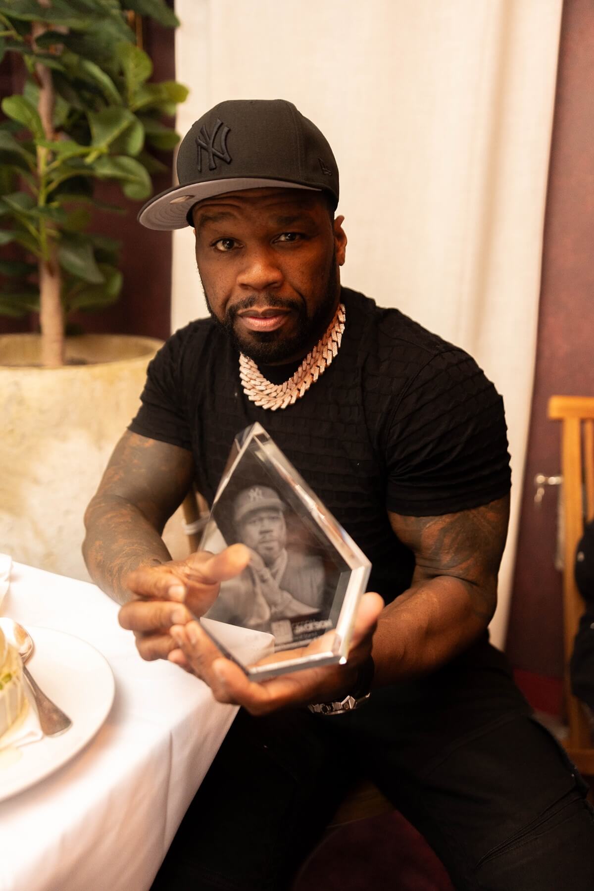 50 Cent Lost Weight, And He Looks .. Different