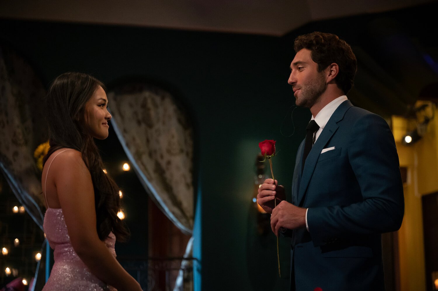 'The Bachelor' Season 28 Spoilers: Who Goes Home in the Third Rose ...