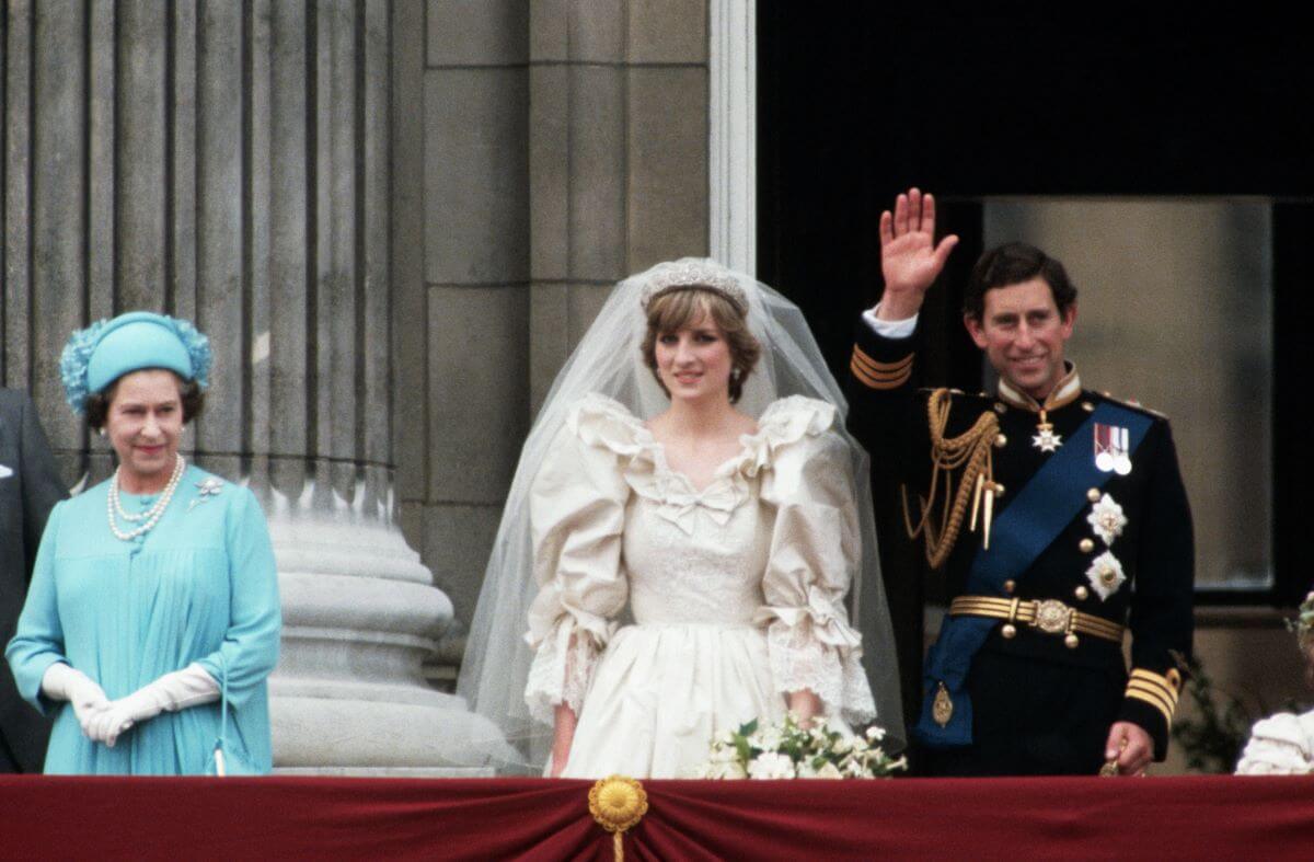 Queen Elizabeth Wanted Princess Diana to Marry Another Member of the ...