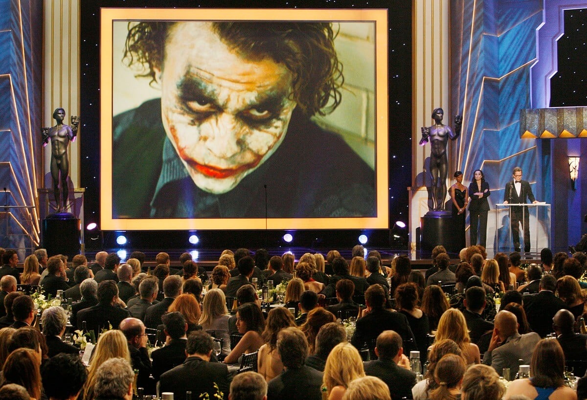 A picture of Heath Ledger's Joker at the Oscars.