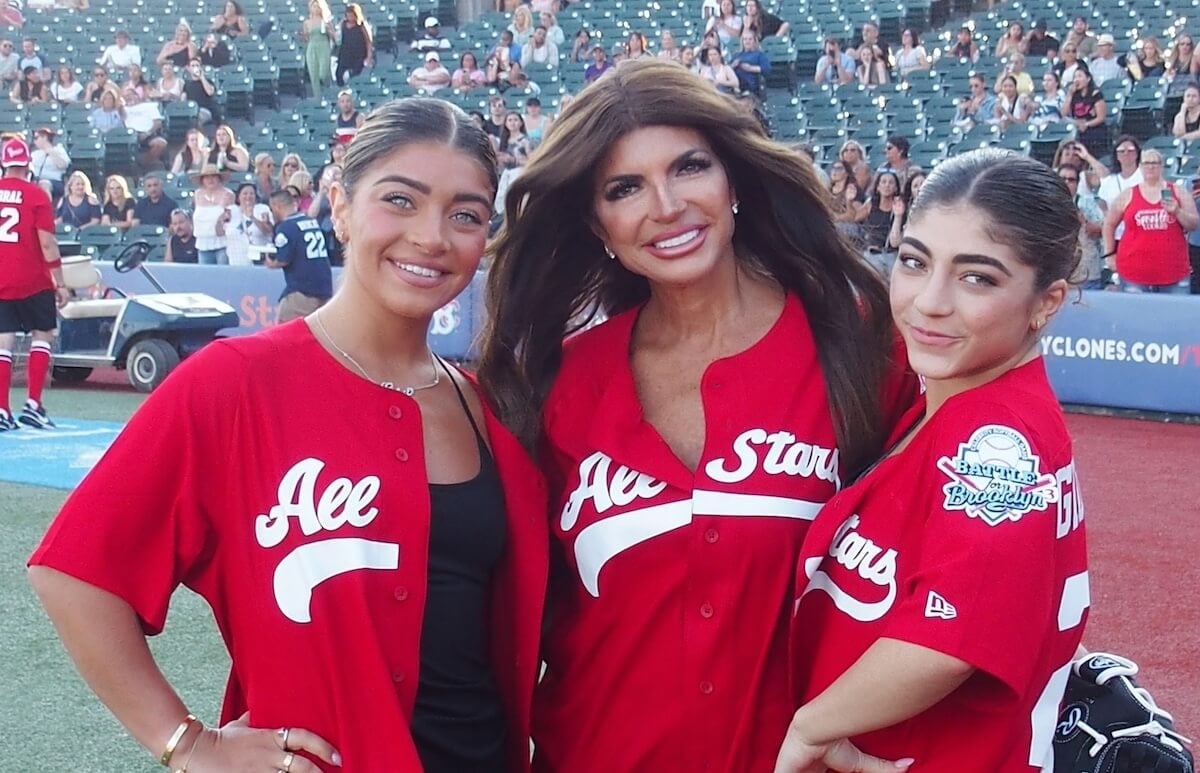 Teresa Giudice with daughters Gia (L) and Milania