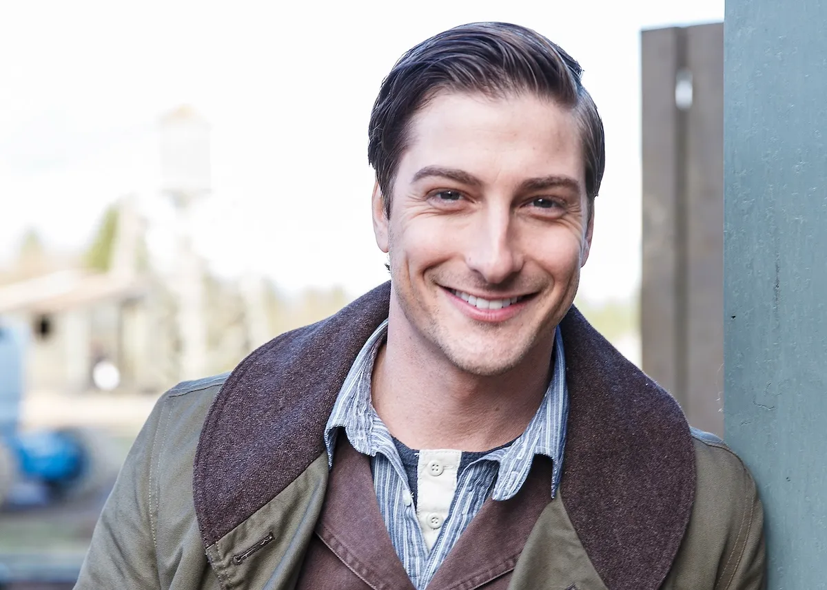 Smiling Daniel Lissing on the set of 'When Calls the Heart' in 2014