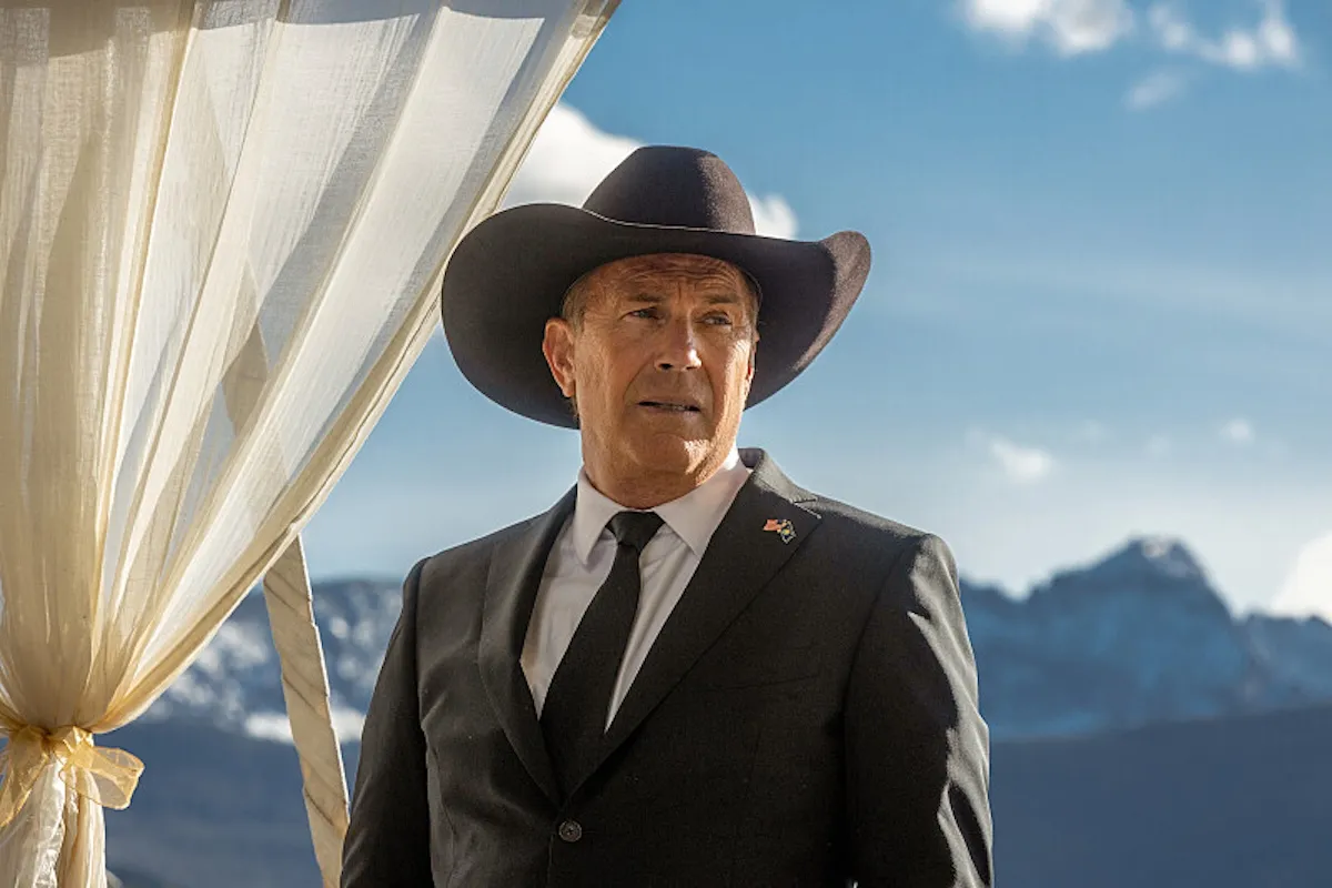 Kevin Costner wearing a cowboy hat in 'Yellowstone'