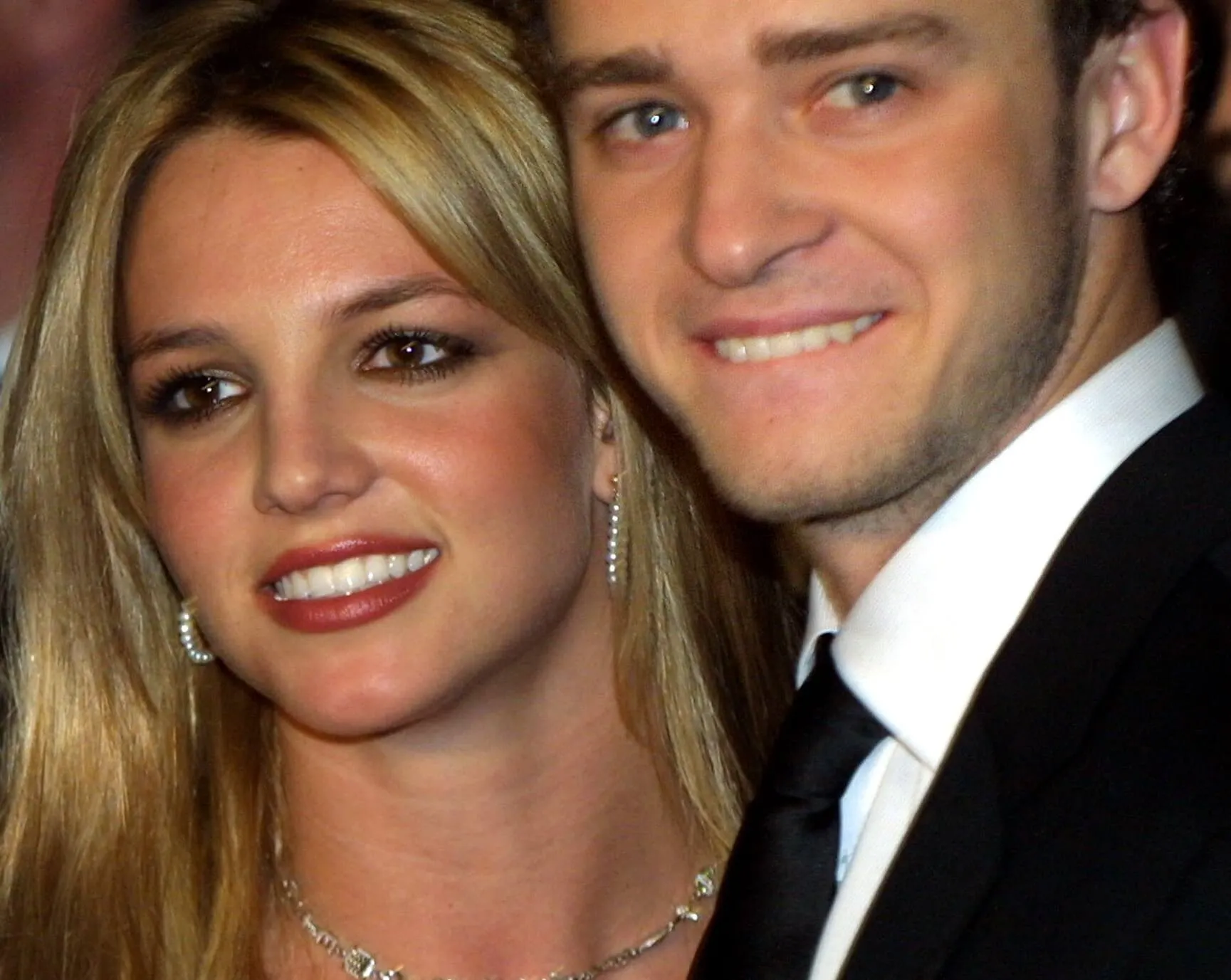 Britney Spears and Justin Timberlake smiling