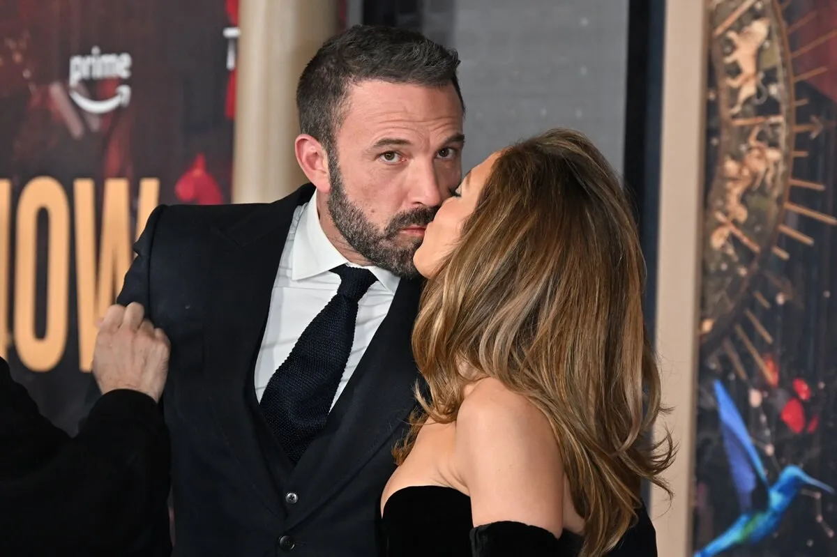 Ben Affleck and Jennifer Lopez kiss at premiere of 'This is Me Now ... A Love Story'