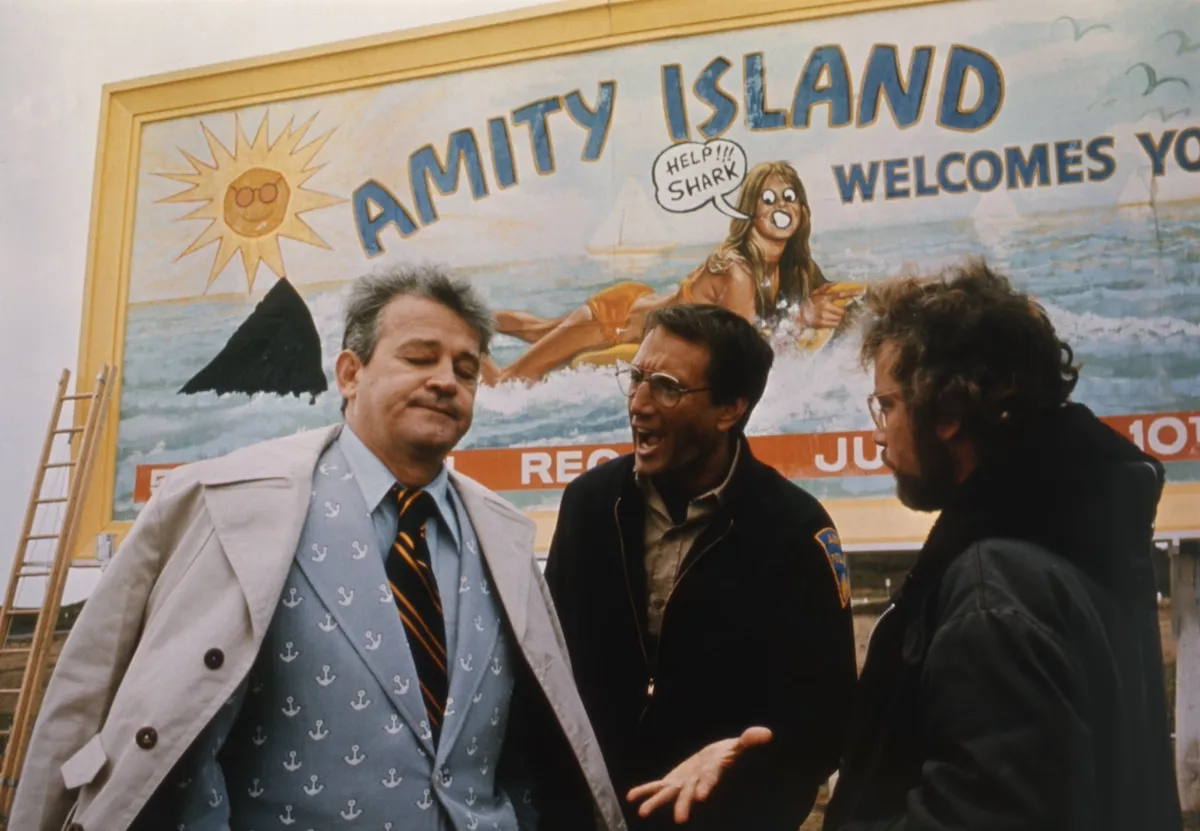 Mayor, Chief Brody, and Hooper arguing in 'Jaws'