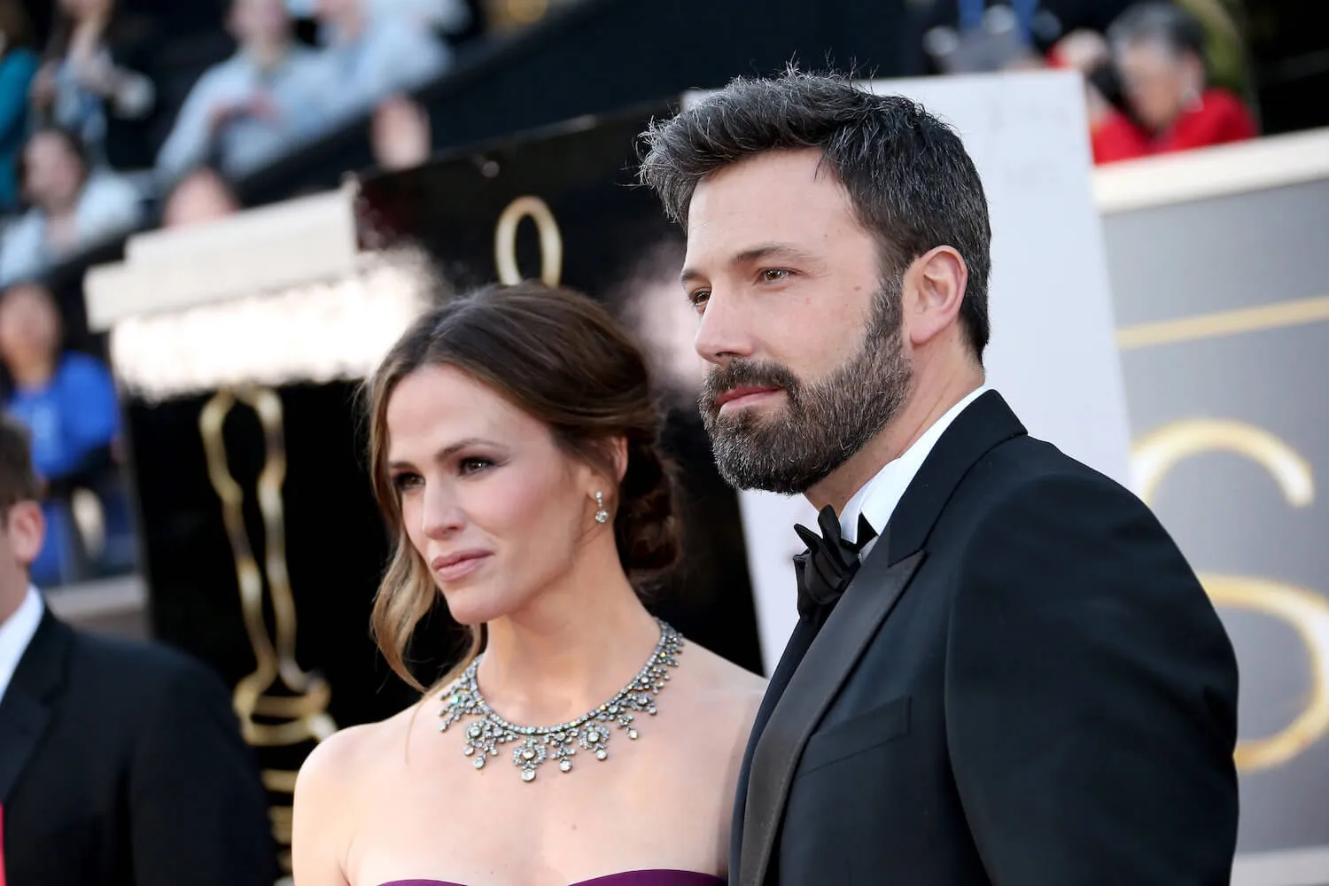 Jennifer Garner and Ben Affleck standing next to each other at the 85th Annual Academy Awards in 2013