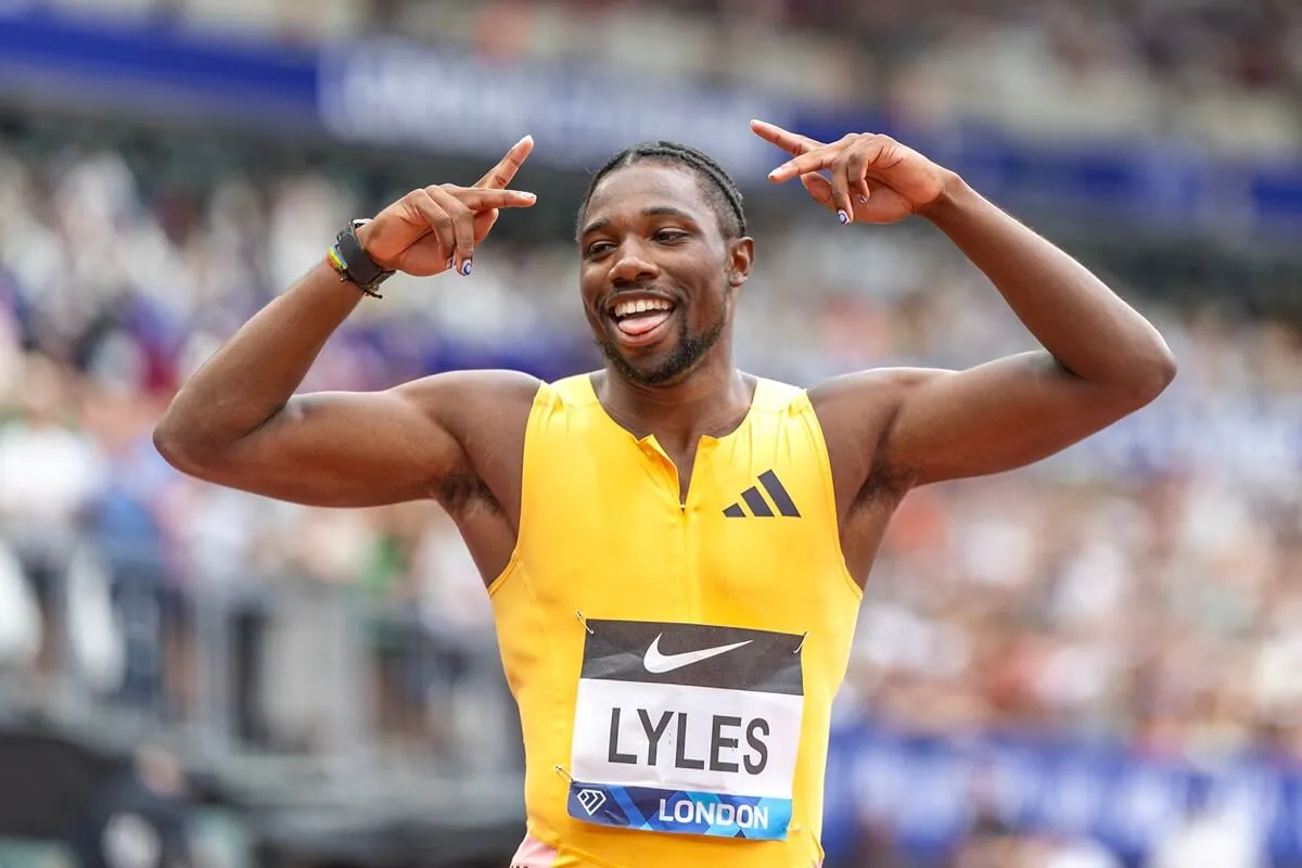 Noah Lyles celebrates his win in the 100m competition during the Wanda Diamond League