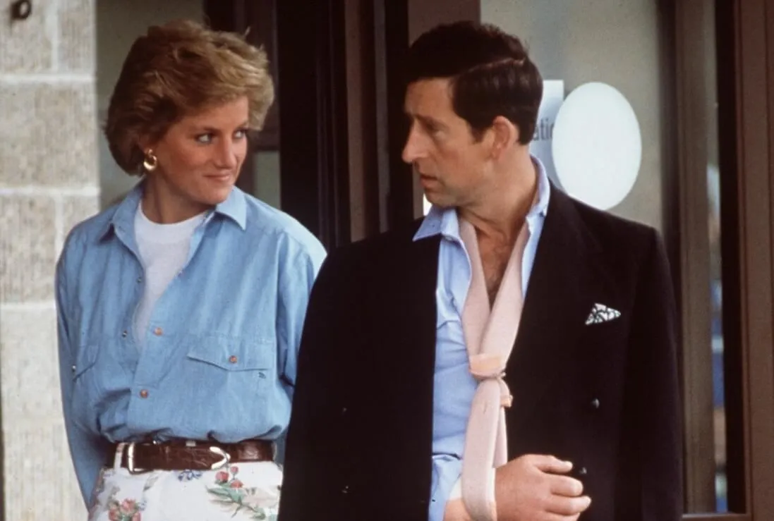 Princess Diana with then-Prince Charles as he leaves Cirencester Hospital with his arm in a sling