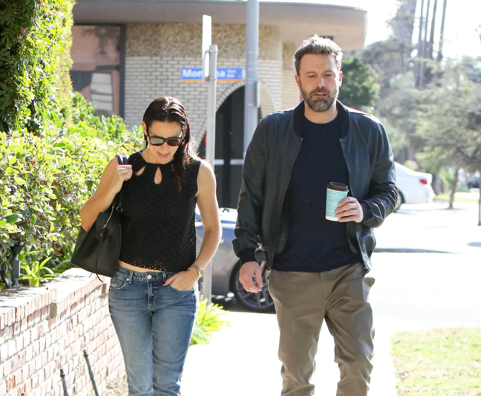 Jennifer Garner and Ben Affleck walking down the street together in Los Angeles in 2016