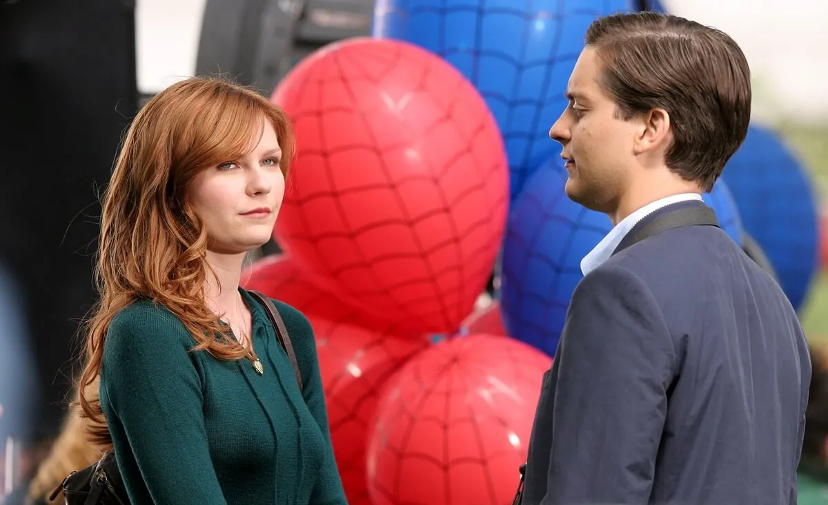 Kirsten Dunst and Tobey Maguire on the set of 'Spider-Man 3'.