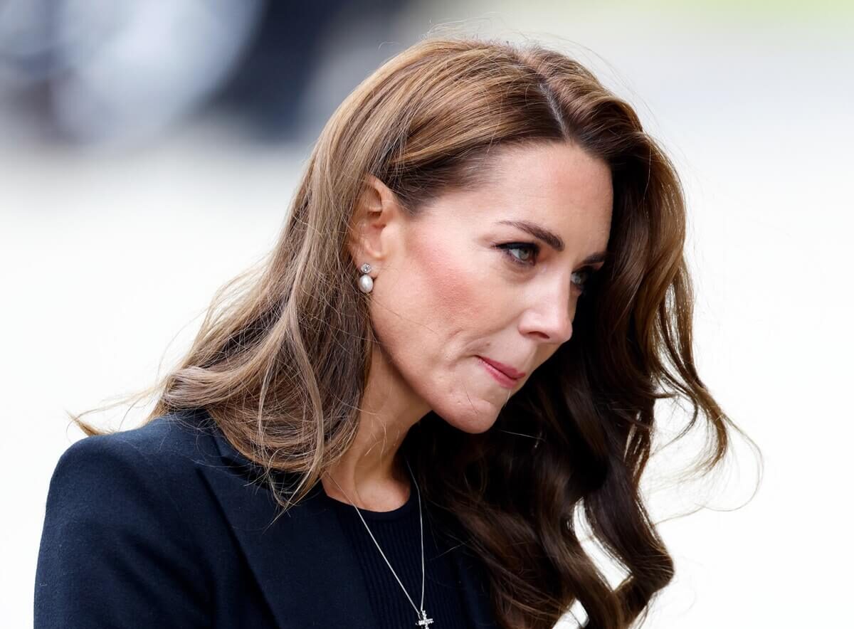 Kate Middleton Seen on Camera Trying Not to Break Down and Keep It Together When Prince William Gives Up Something for Her