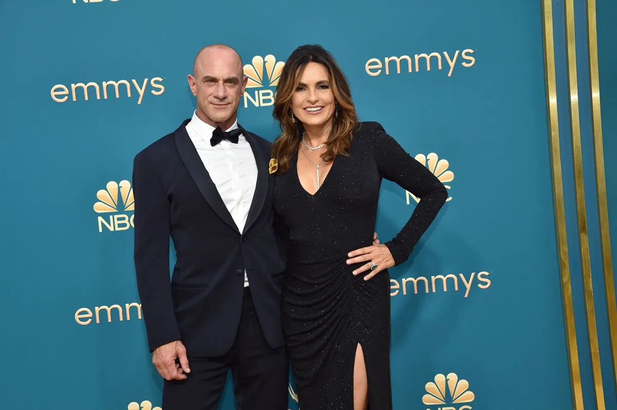 Chris Meloni and Mariska Hargitay posing at the Emmys.