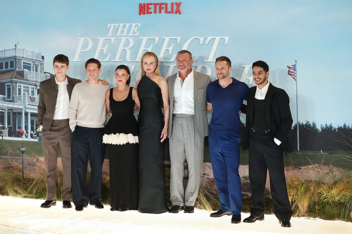 The cast of The Perfect couple pose for a photo at the premiere