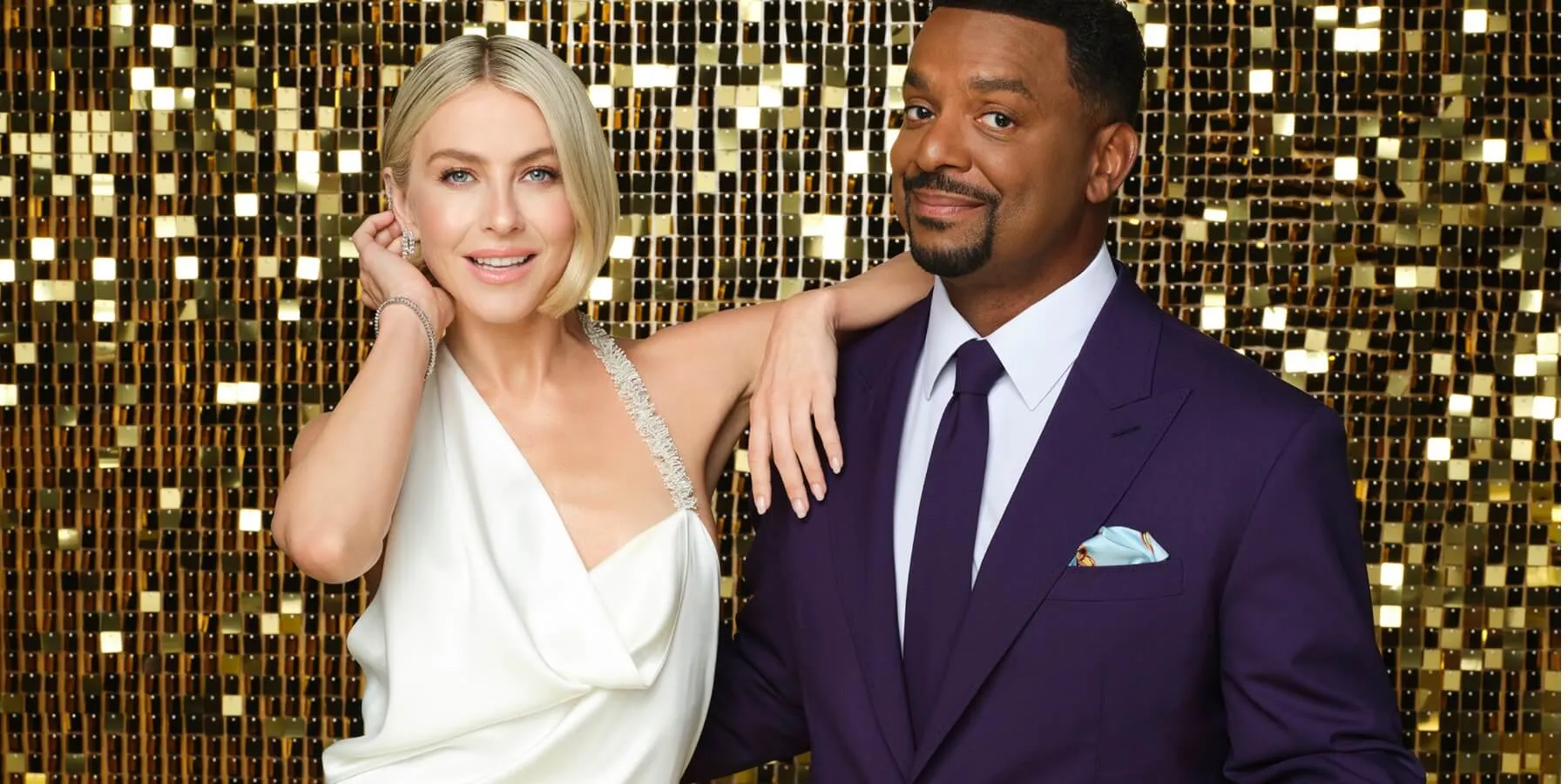 Julianne Hough and Alfnoso Ribeiro host season 33 of 'Dancing with the Stars'