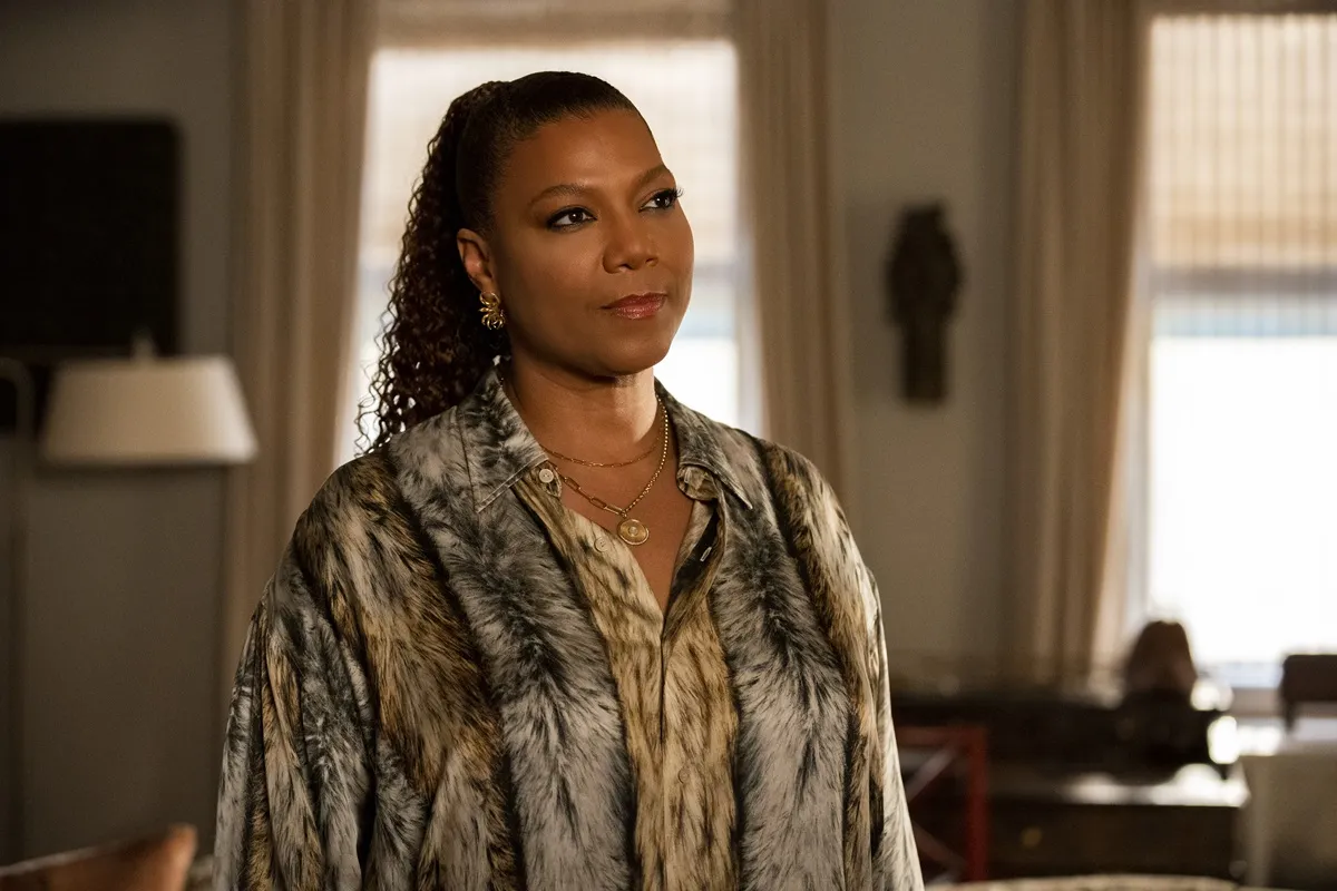 Queen Latifah posing as the character Robyn McCall in an episode of 'The Equalizer'.