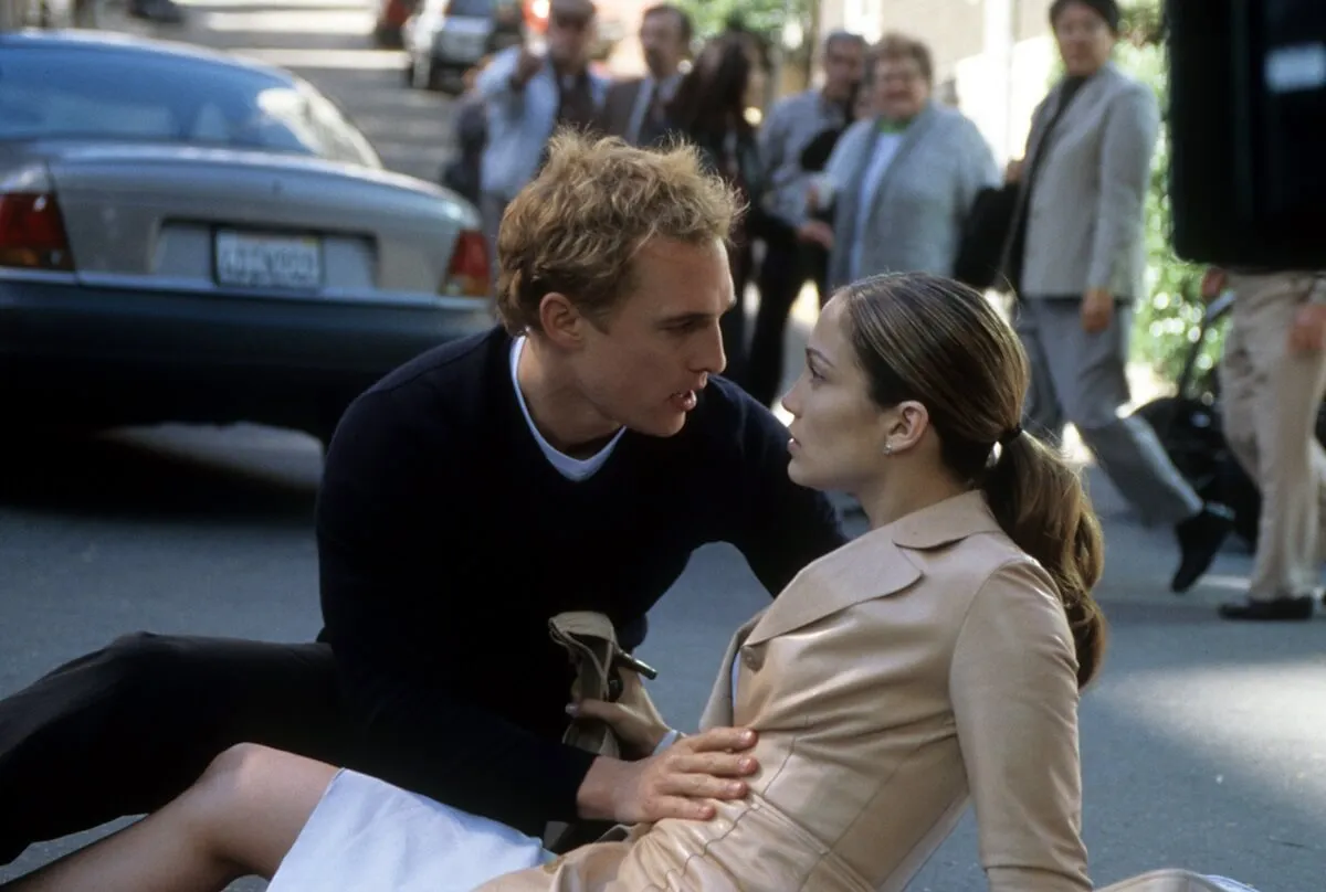 Matthew McConaughey helps Jennifer Lopez in a scene from the film 'The Wedding Planner'.