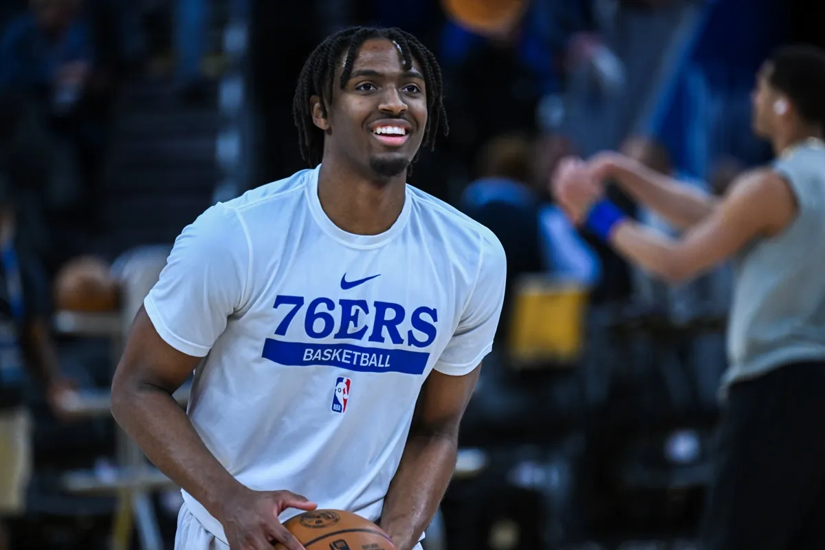 Tyrese Maxey of Philadelphia 76ers warms up before a game against the Golden State Warriors