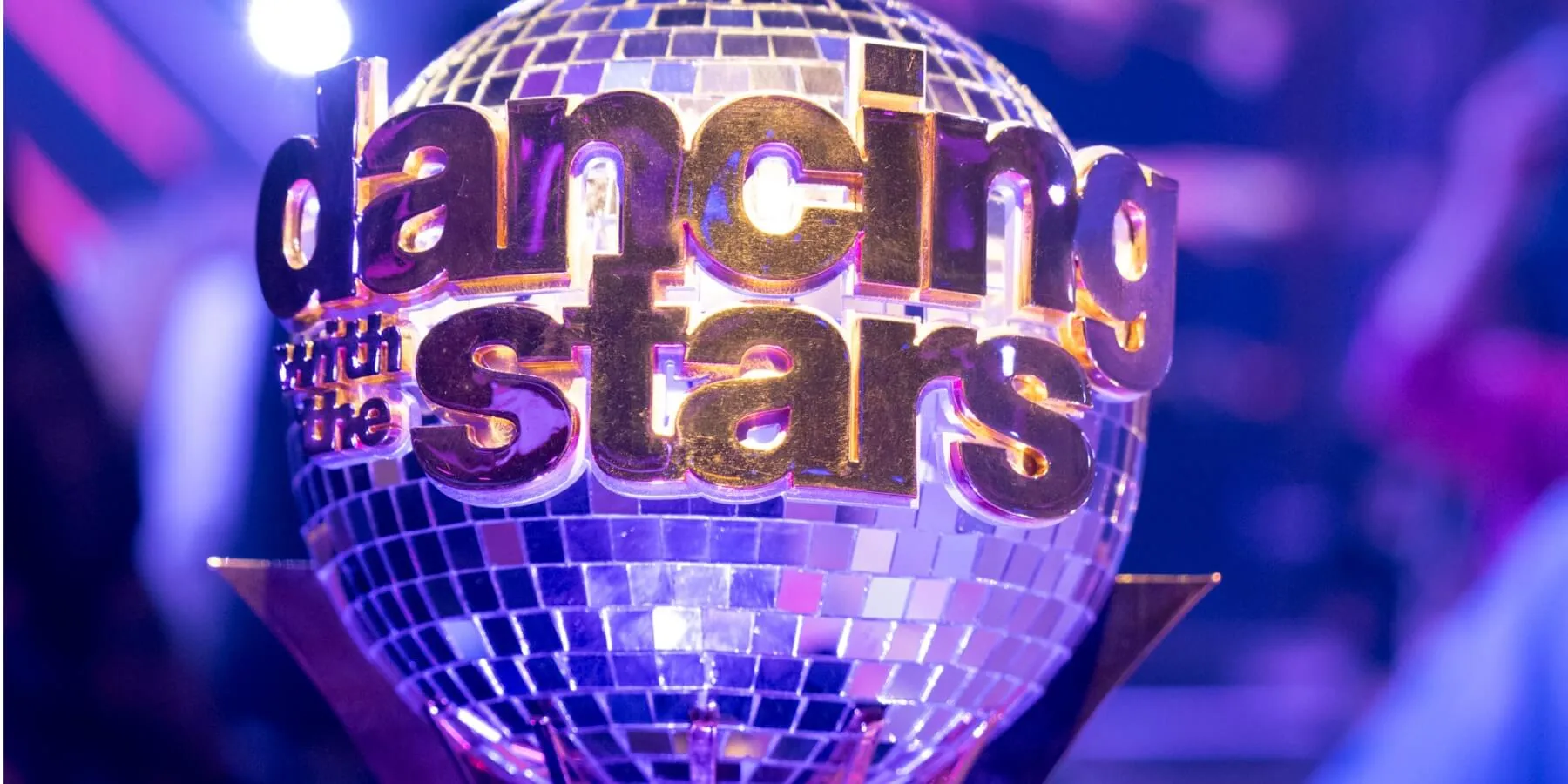 'Dancing with the Stars' mirrorball trophy will be presented after semifinals and finale performances