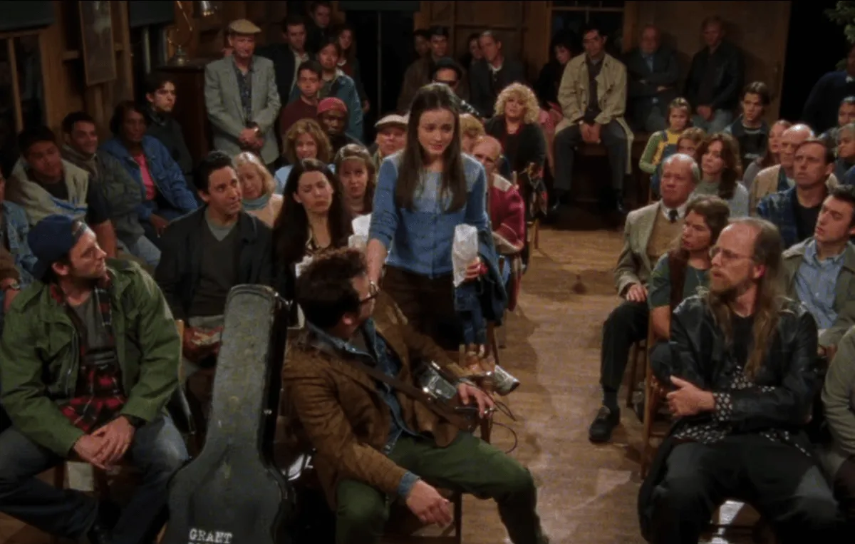 Grant-Lee Phillips and Dave Allen as the Stars Hollow town troubadours on 'Gilmore Girls'