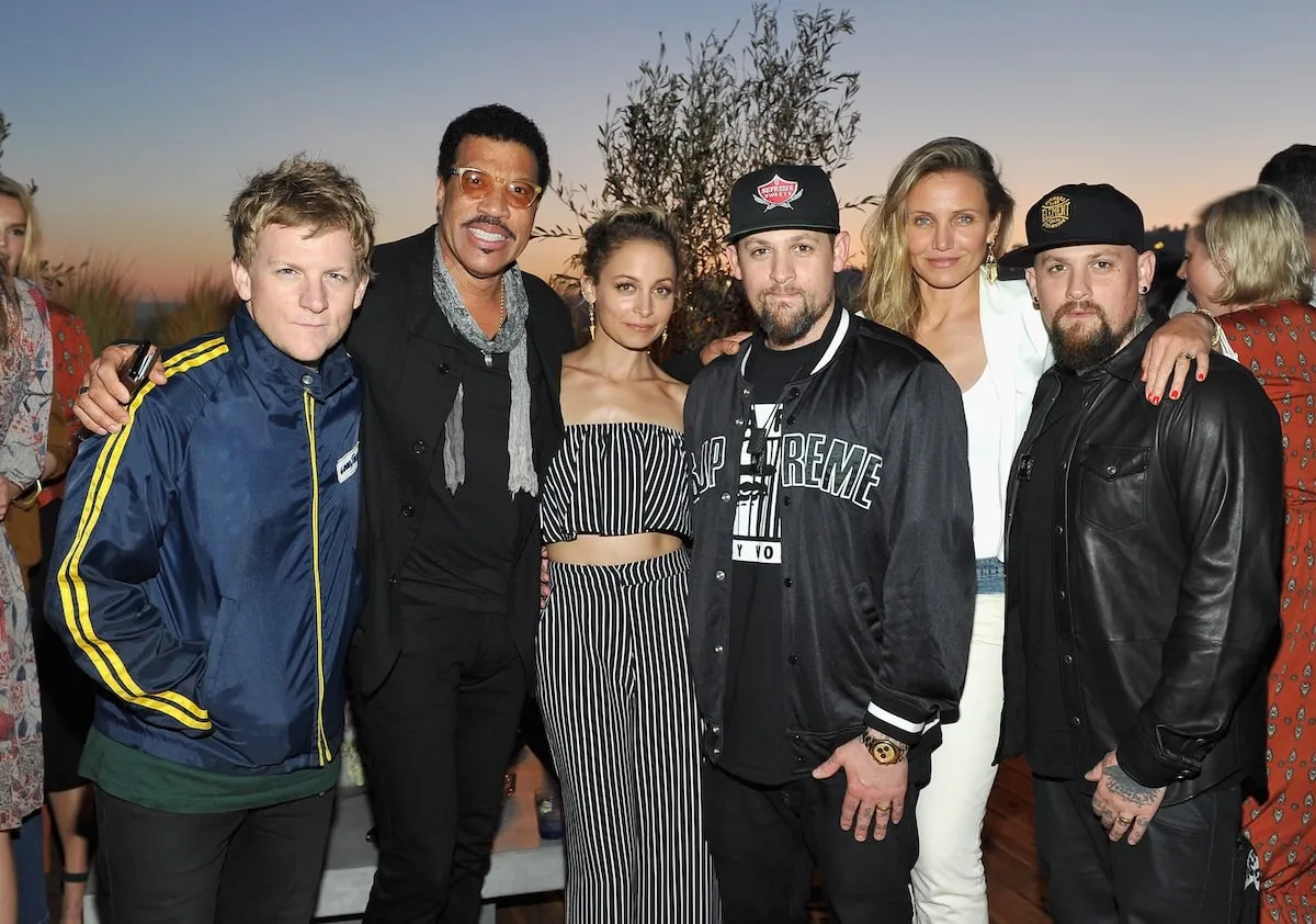 The Madden-Diaz-Richie family poses together in 2016