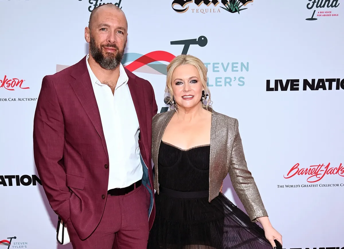 Mark Wilkerson and Melissa Joan Hart attend the Jam for Janie GRAMMY Awards Viewing Party presented by Live Nation at Hollywood Palladium on February 04, 2024 in Los Angeles, California. 