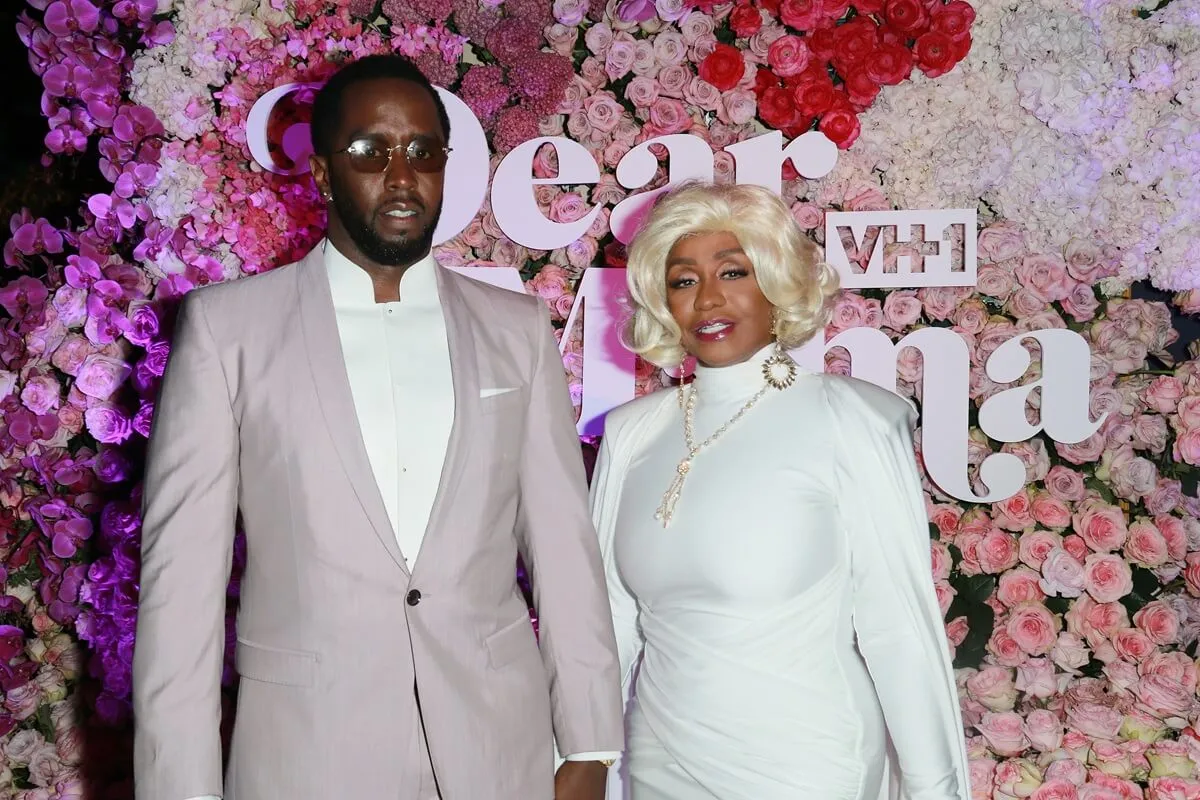 Sean 'Diddy' Combs posing alongside his mother Janice Combs at the VH1's 3rd Annual "Dear Mama: A Love Letter To Moms" - Cocktail Reception.