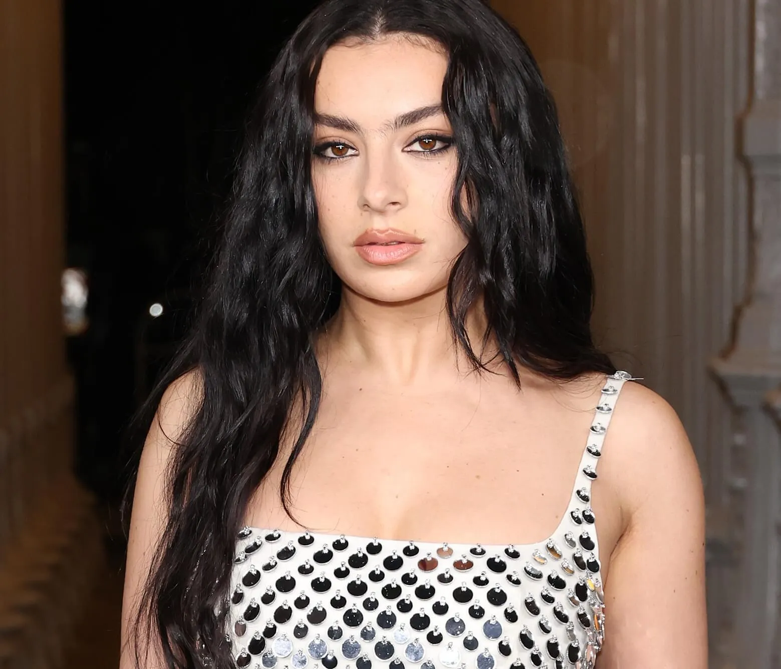 "Boom Clap" singer Charli XCX with long hair